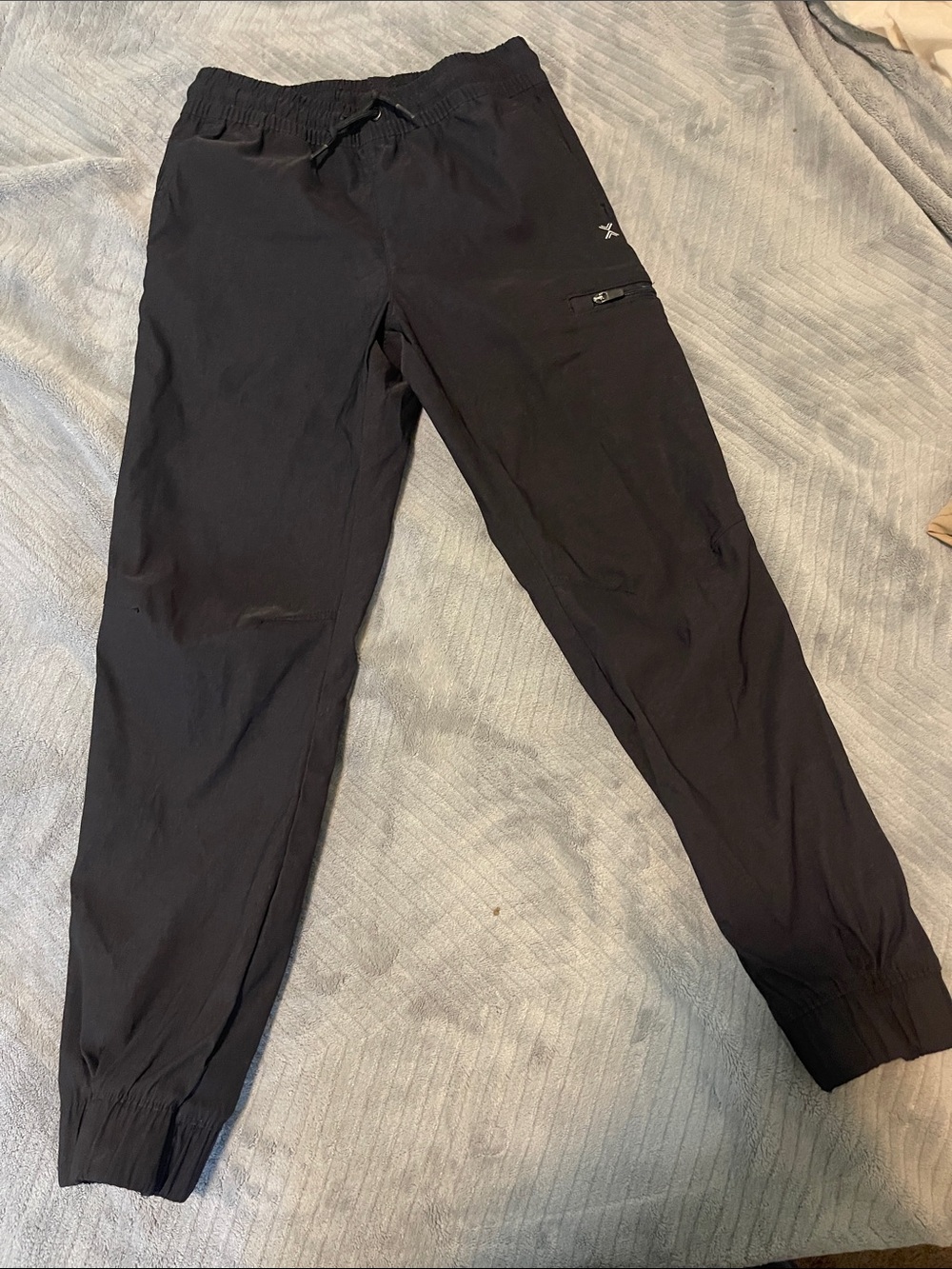 Xersion Black Kids Jogger Pants with Zipper Pocket